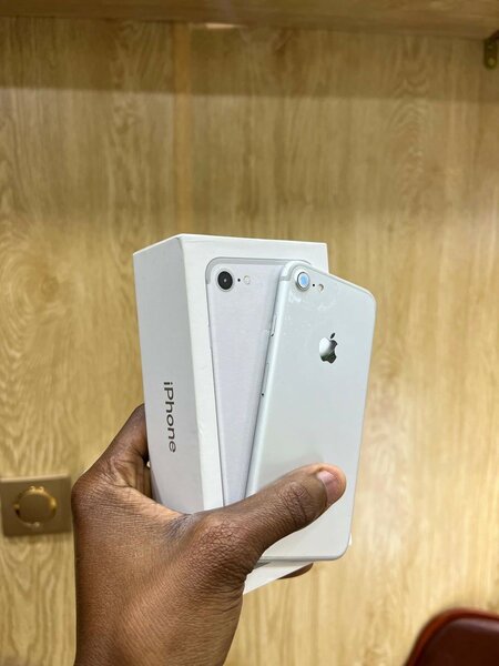 iPhone 7