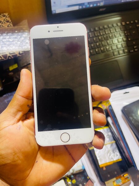 iPhone 7 ,32Gig