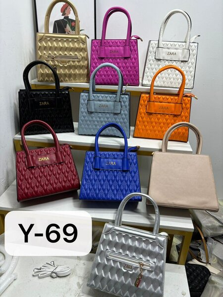 Zara dressing bag