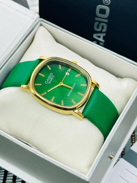Montre Casio dame garçon  Chic