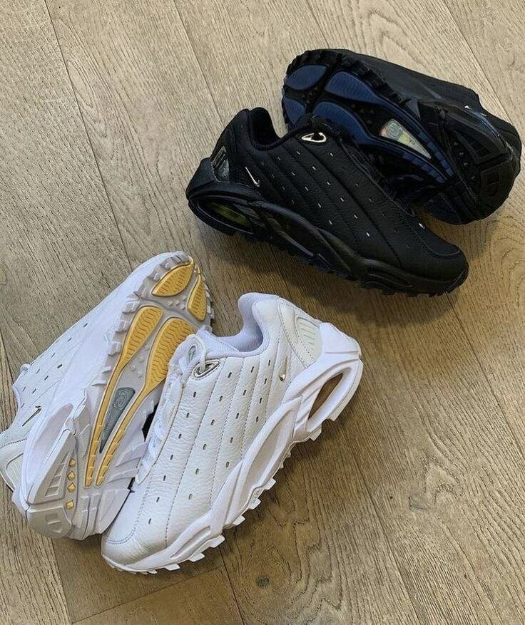 NIKE NOCTAR