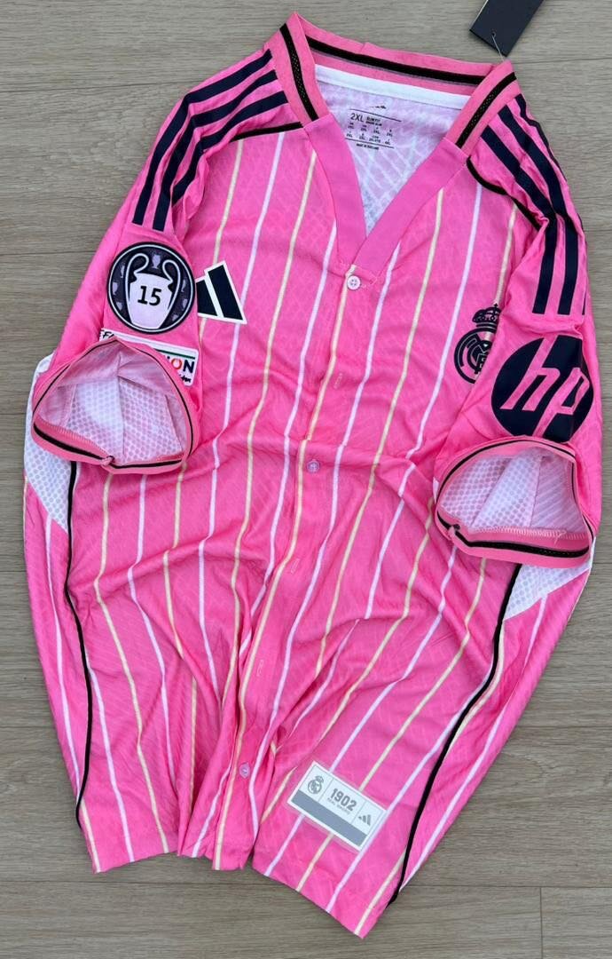 Maillots de football de club