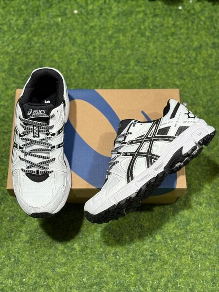ASICS