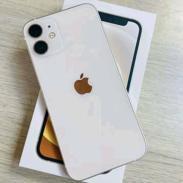 iPhone Blanc 128GB