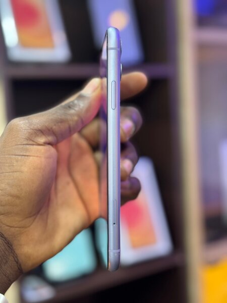 iPhone 11