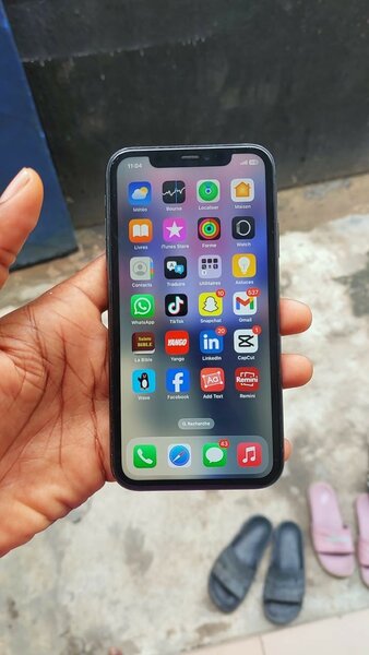 iPhone 11
