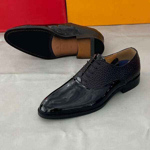 Men solid shoes