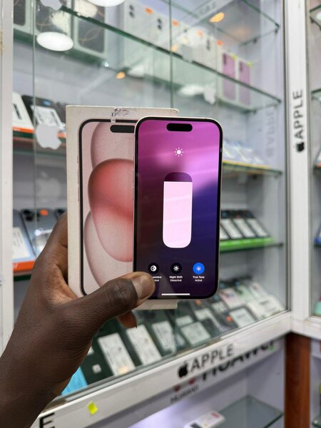 iPhone 15