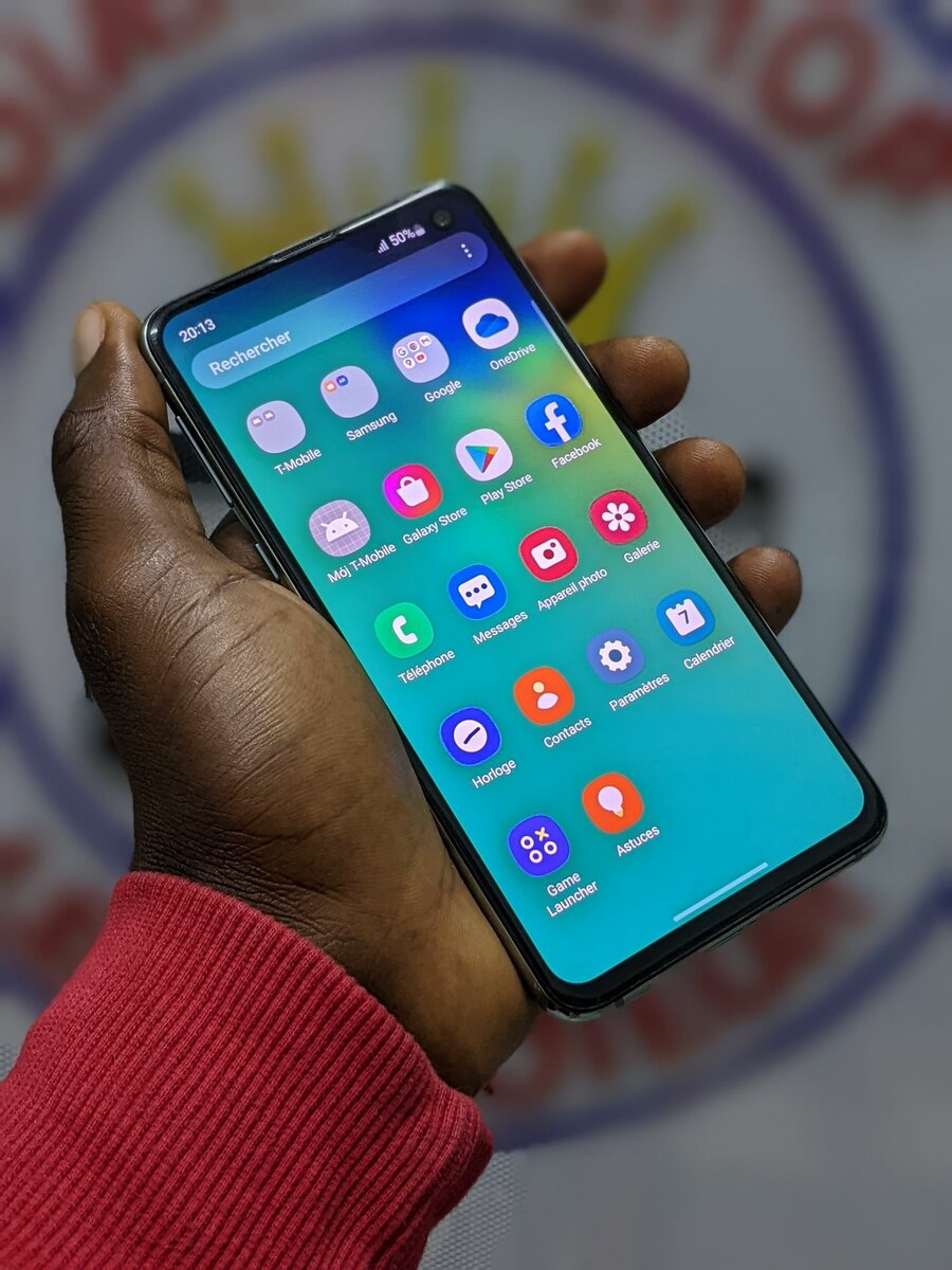 Samsung S10E