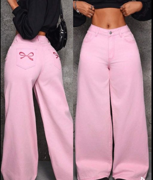 Jeans larges roses tendance