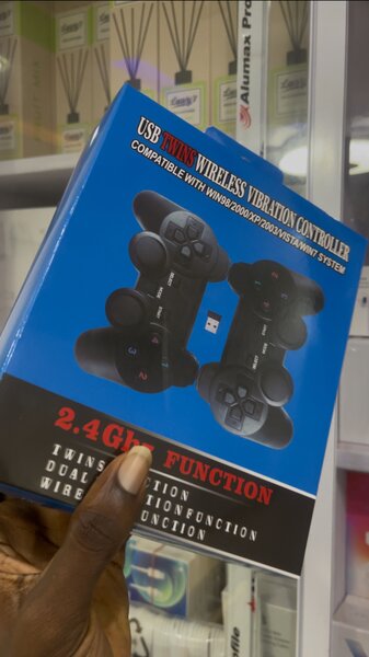 Computer wireless gaming pad