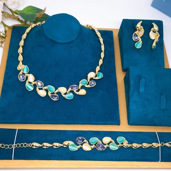 Ensemble de bijoux