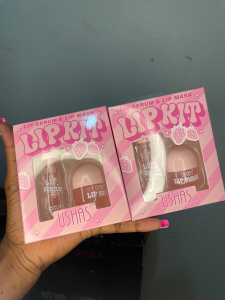 Lip kit Ushas