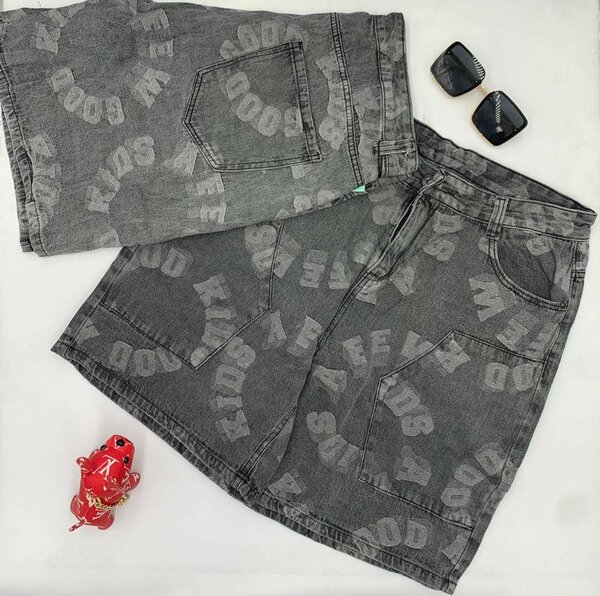 Smart Causal Jeans