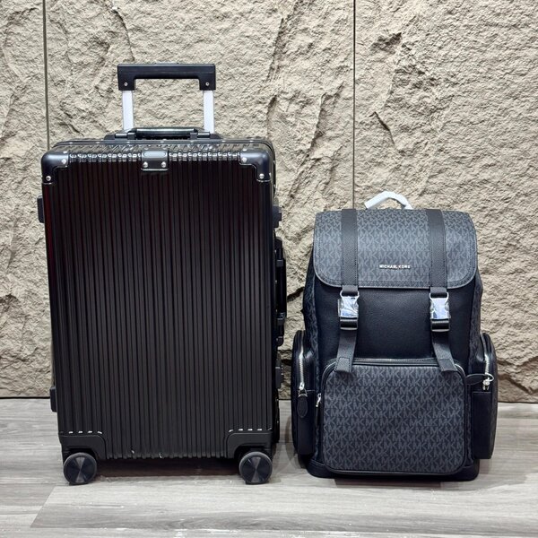 TRAVELLING SET BAG