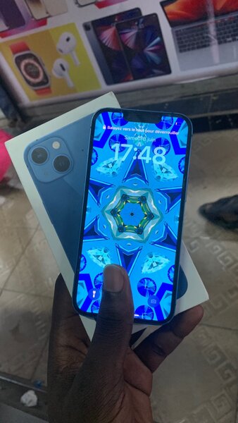 iPhone 13