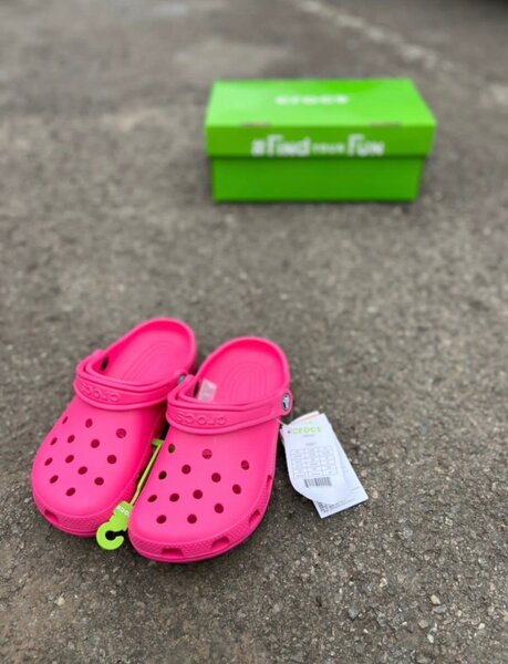 Crocs