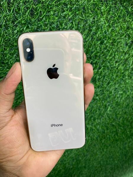 iPhone XS 