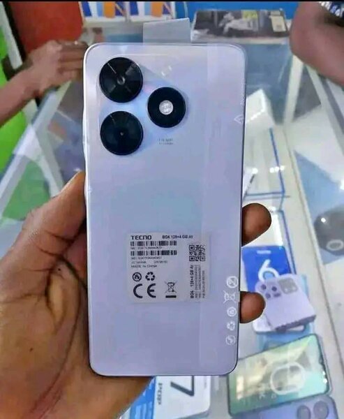 Smartphone Tecno POP 8 6.6"
