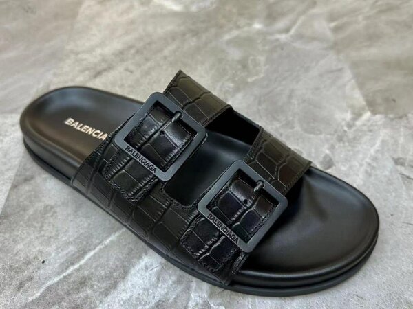 Sandale de marque cuir