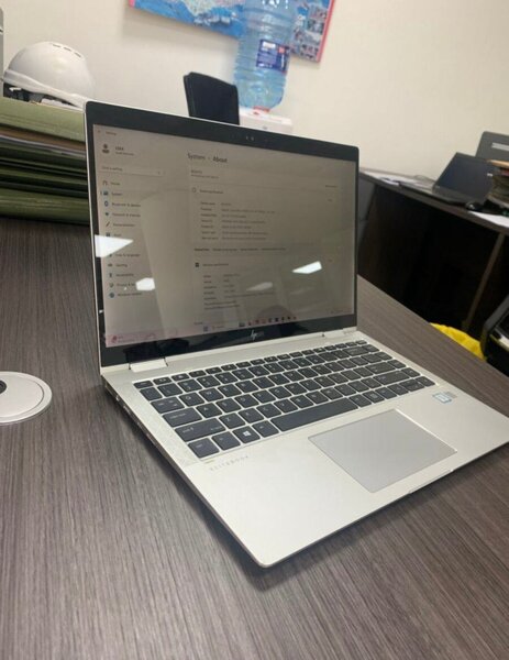 HP LAPTOP