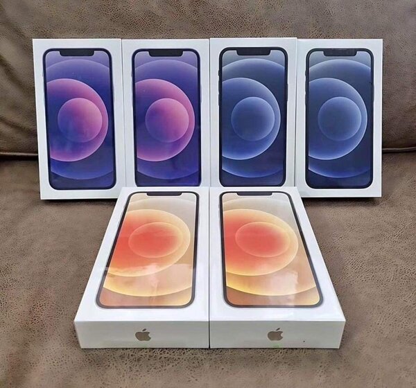iPhone 12 simple