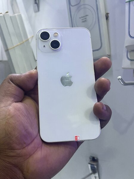 iPhone 13