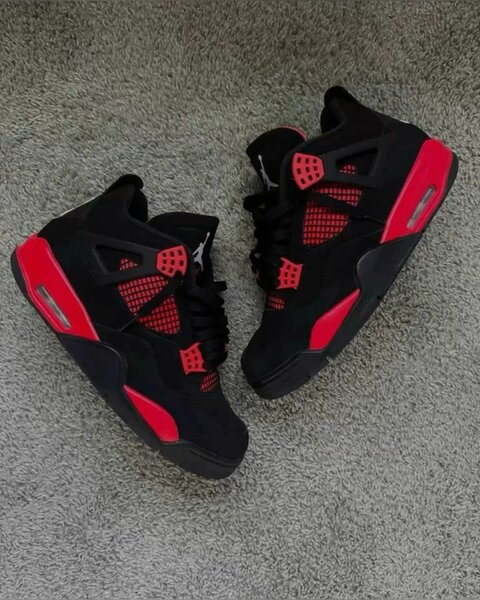 Sneaker