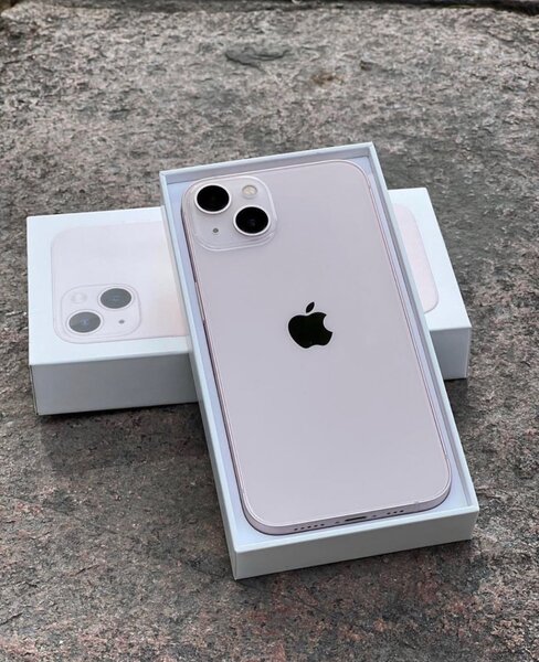 iPhone 13
