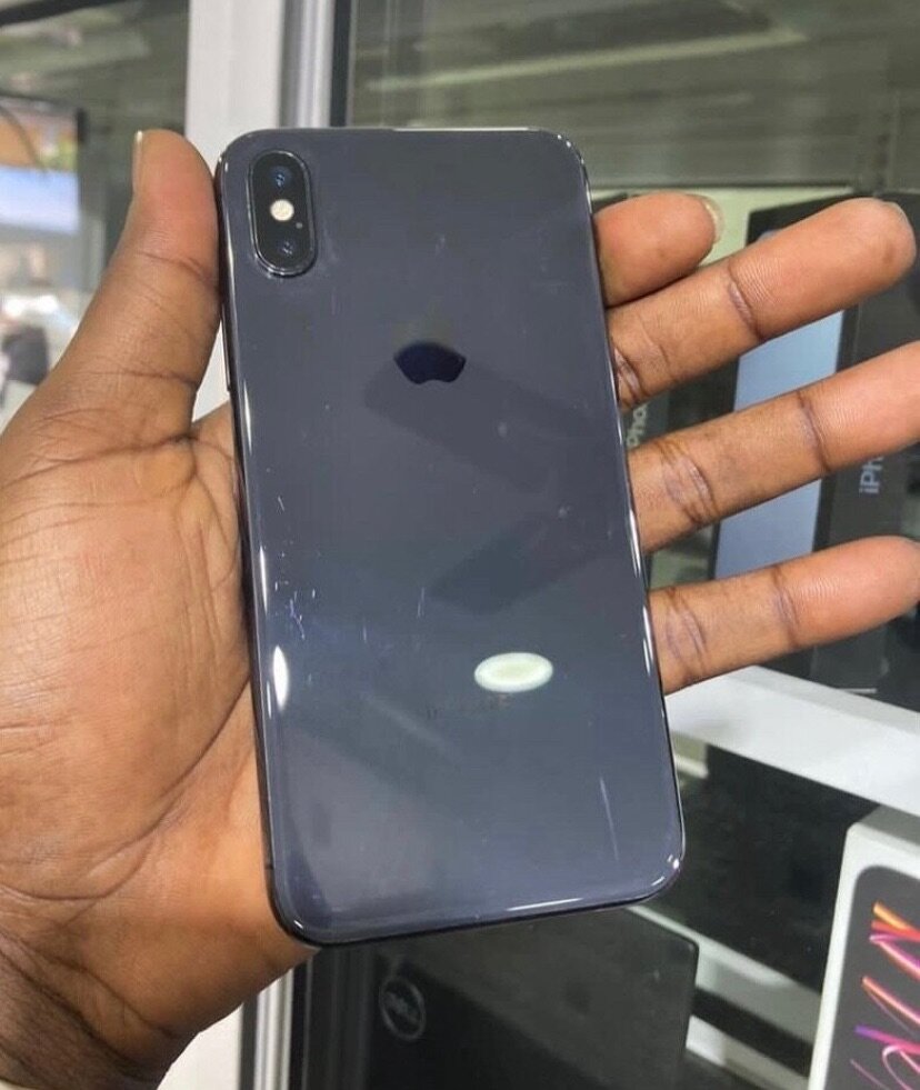 iPhone X