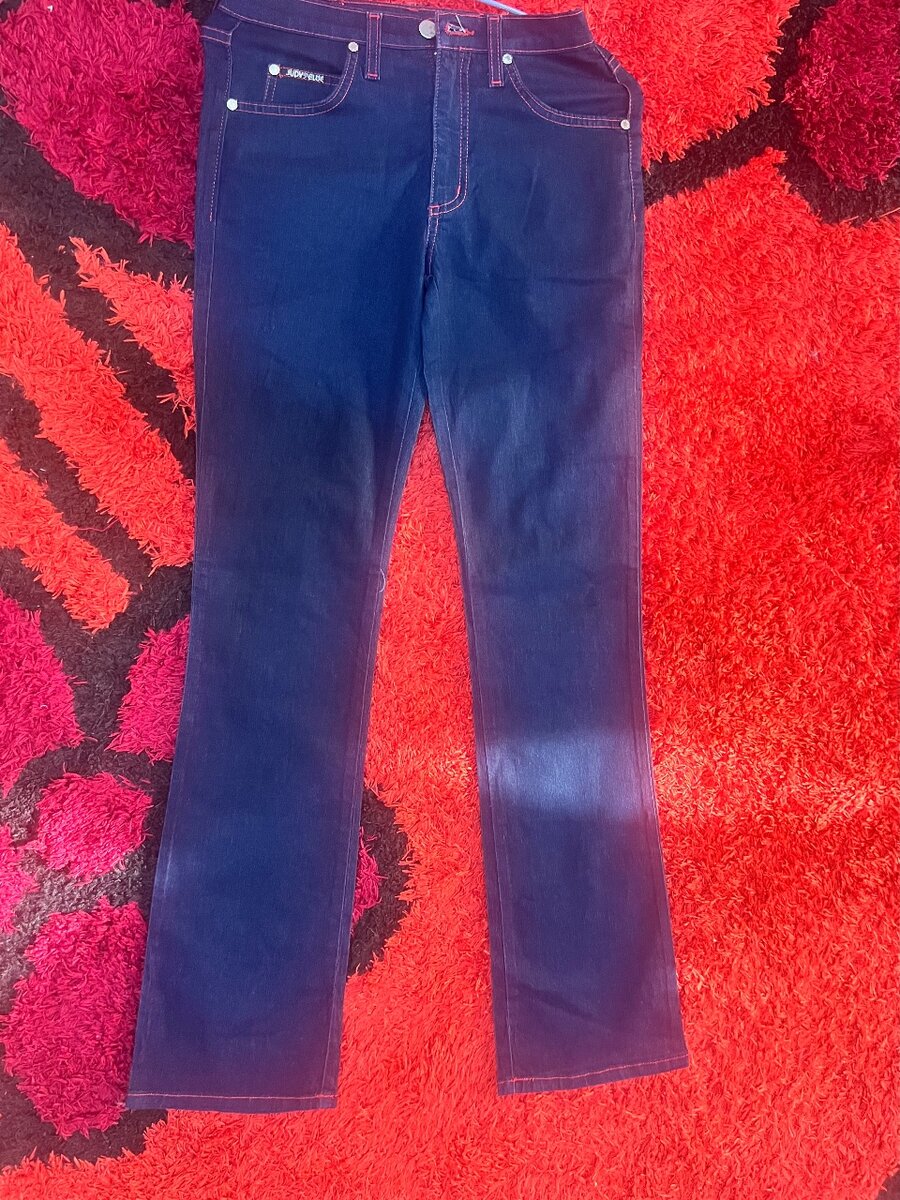 Wide leg jeans