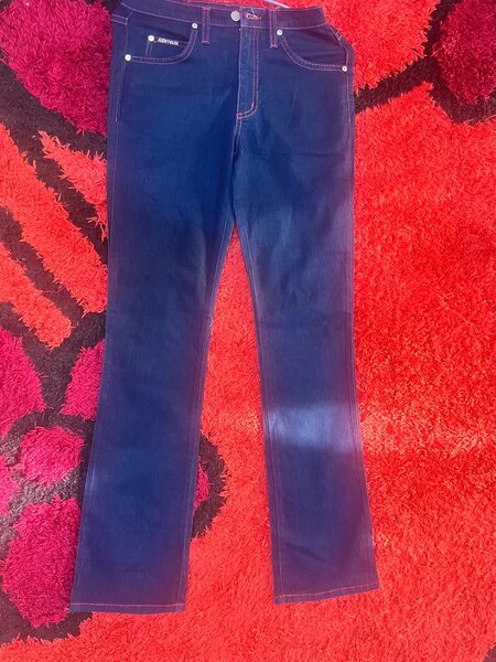 Wide leg jeans