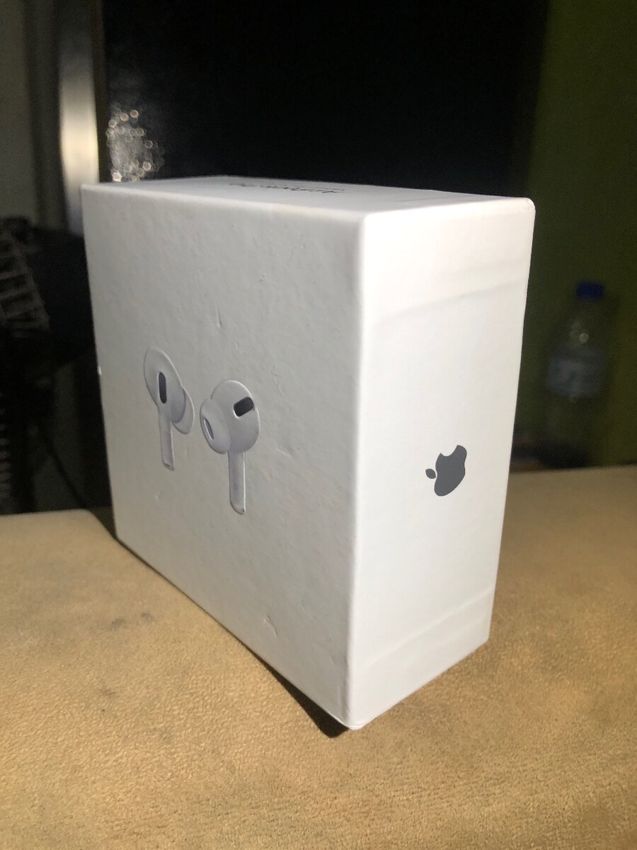 Écouteurs sans fil AirPods Pro 4