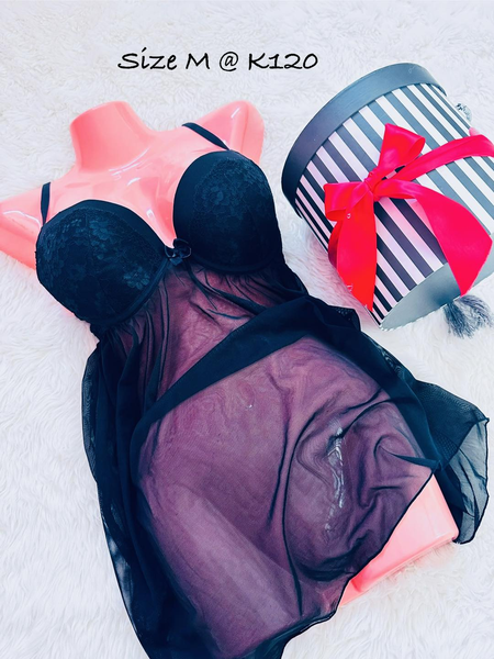 Lingerie noir