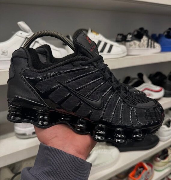 Nike shocks