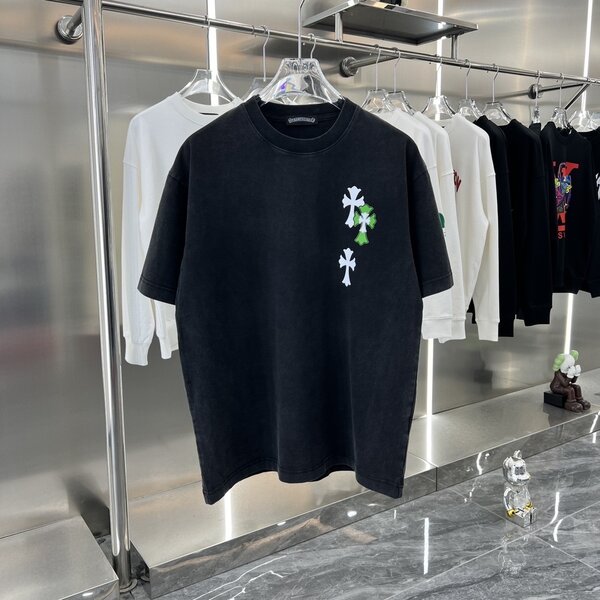 T-shirt chrome