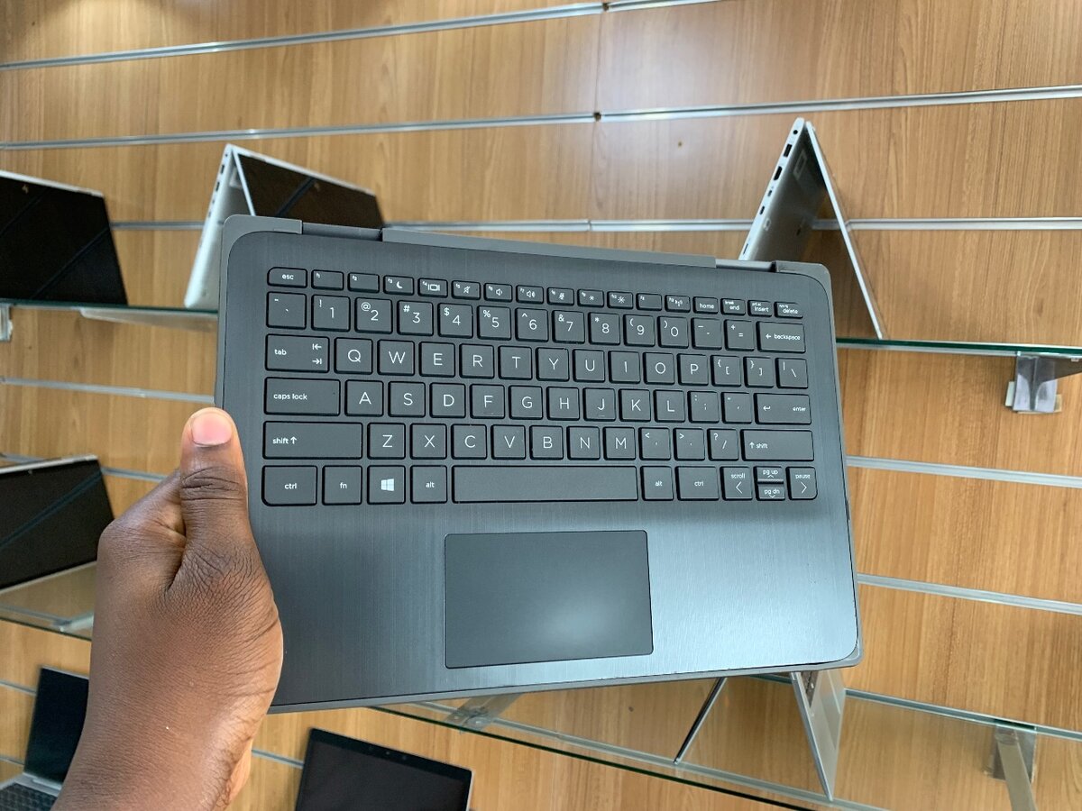 HP PROBOOK 11 G5