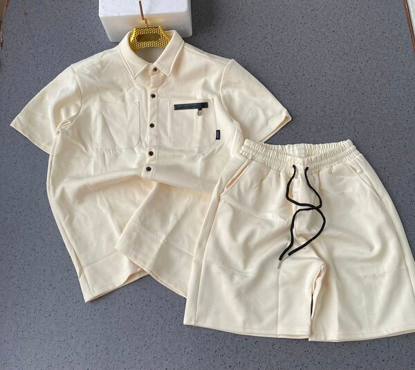 DESIGNER TOP AND DOWN