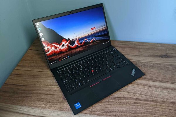LENOVO E14 AMD A8  11TH GEN