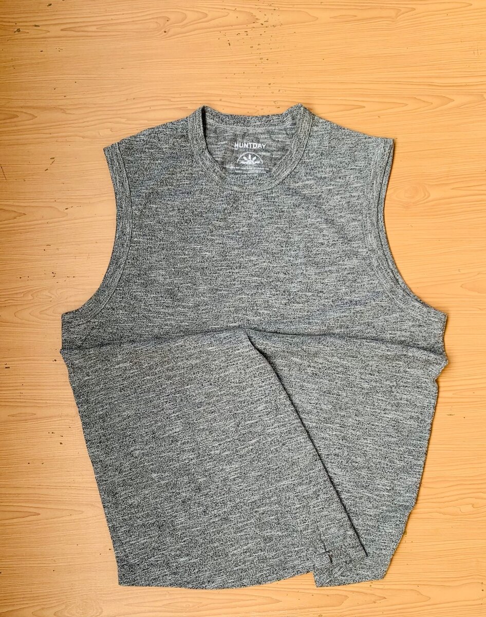 Armless T shirt