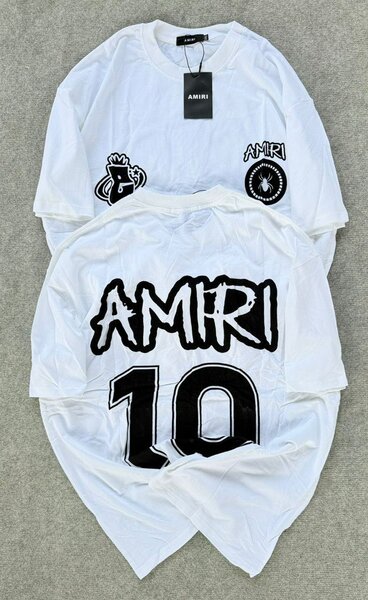 Tee-shirts
