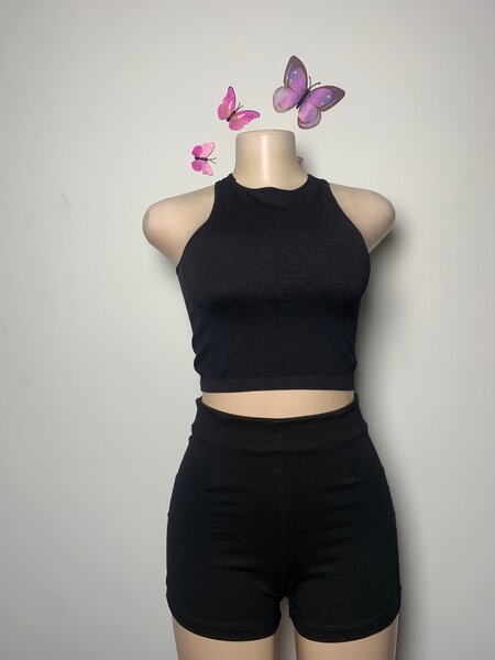 Seamless top
