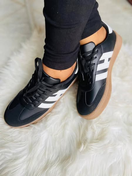 sneakers two-tone