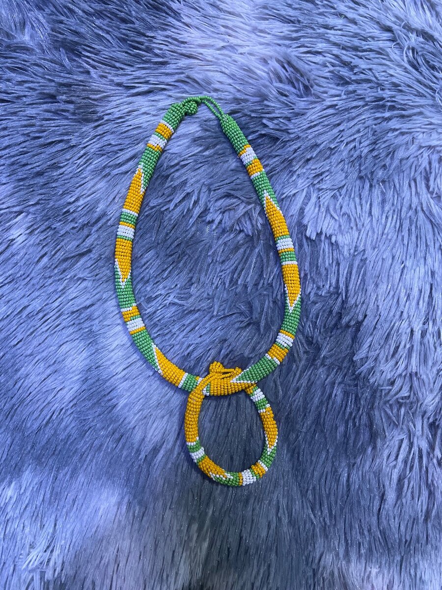 Collier ethnique perlé coloré