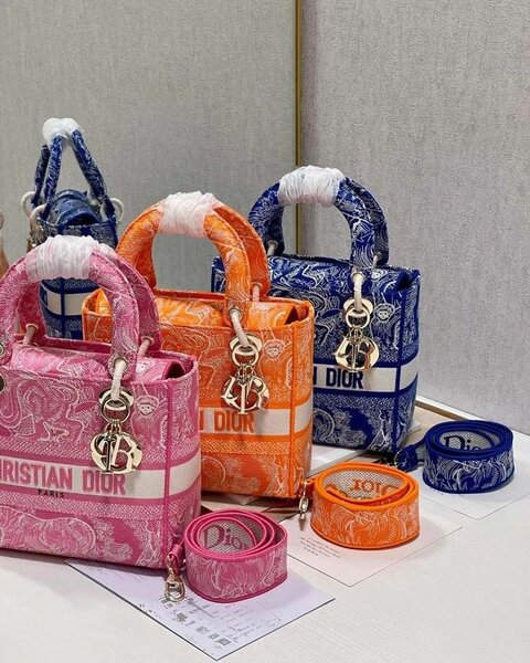LADIES BAG