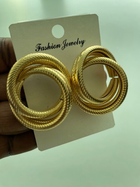 Earring