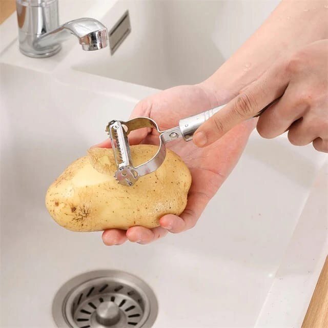 RÂPEUSE DE LÉGUMES