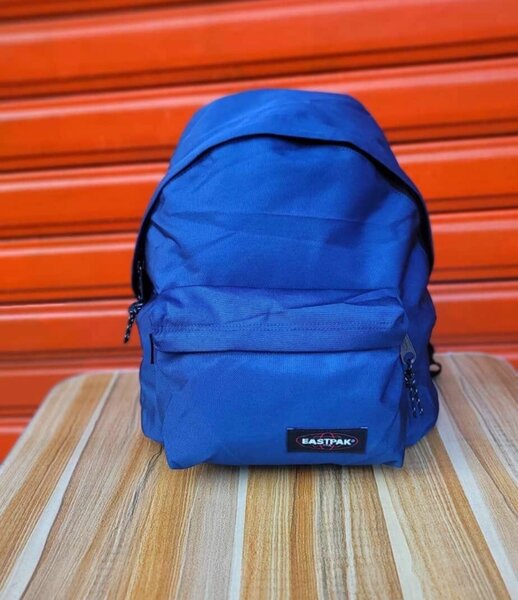 Sac à dos bleu Roi  easpack