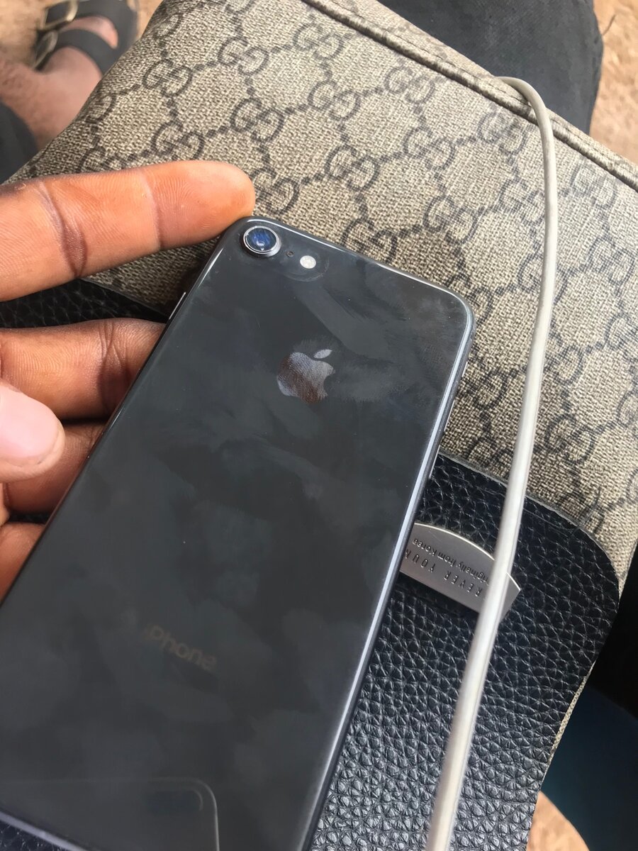 iPhone 8