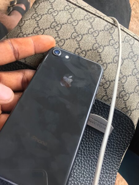 iPhone 8